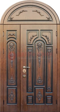 Арочная железная дверь с виноритом и узором ДА-36 в Реутове