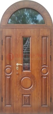 Двустворчатая железная дверь МДФ со стеклом в форме арки ДА-52 в Реутове