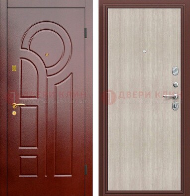 Красная металлическая дверь с МДФ панелями ДМ-368 в Реутове