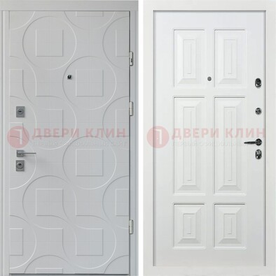 Белая стальная дверь в квартиру с панелями МДФ ДМ-494 в Реутове