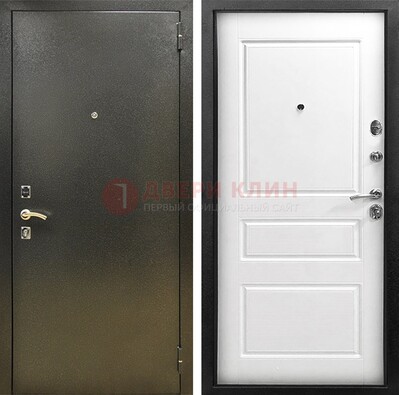 Входная дверь Темное серебро с порошковым напылением и белой МДФ ДП-272 в Реутове