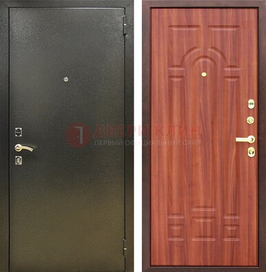 Входная темно-серая дверь с порошковой отделкой и МДФ Миланский орех ДП-281 в Реутове