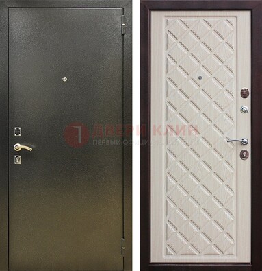 Темно-серая железная дверь с порошковым покрытием и филенчатой МДФ ДП-289 в Реутове