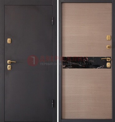 Коричневая металлическая дверь с порошковым окрасом ДП-82 в Реутове