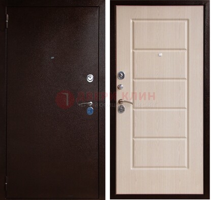 Коричневая металлическая дверь с порошковым окрасом ДП-92 в Реутове