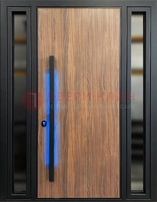 Коричневая металлическая дверь со стеклом ДС-69 в Реутове