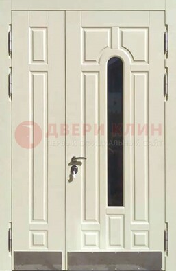 Белая двухстворчатая металлическая дверь со стеклом ДС-71 в Реутове
