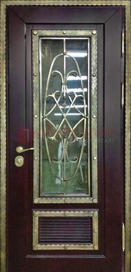 Темная уличная дверь порошок со стеклом и ковкой ДСК-167 в Реутове
