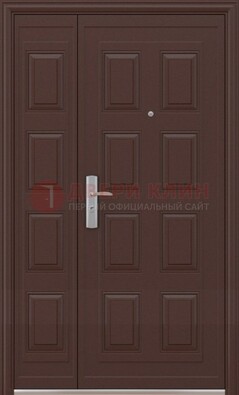 Коричневая железная тамбурная дверь ДТМ-37 в Реутове