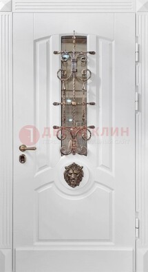 Белая металлическая дверь с виноритом и стеклом с ковкой ДВТ-165 в Реутове