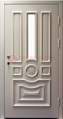 Белая уличная дверь с виноритом и стеклом ДВТ-201 в Реутове