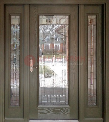 Коричневая стальная дверь с массивом дуба с витражом ВЖ-16 в Реутове
