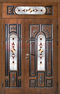Коричневая двухстворчатая железная дверь с МДФ и витражом ВЖ-36 в Реутове